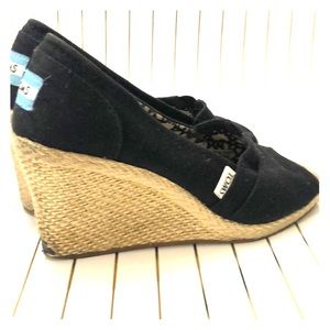 Toms sandals